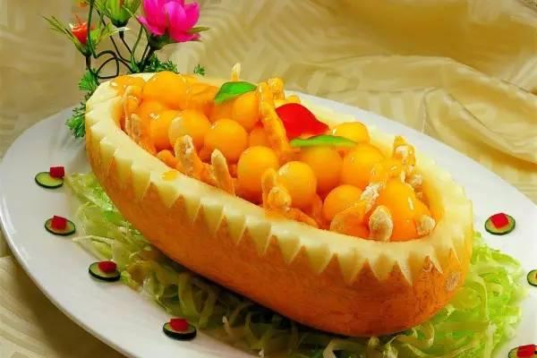 蜜瓜配甜辣酱可以吃吗视频,美味新尝试的诱人诱惑