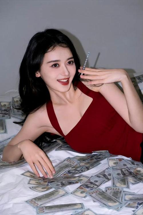 李菲吃瓜事件视频,揭秘网络舆论背后的真相